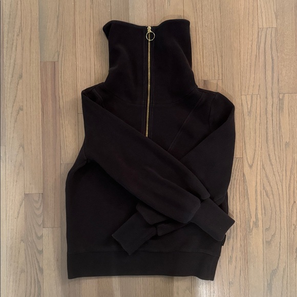 Varley Vine Pullover - Picture 13 of 13